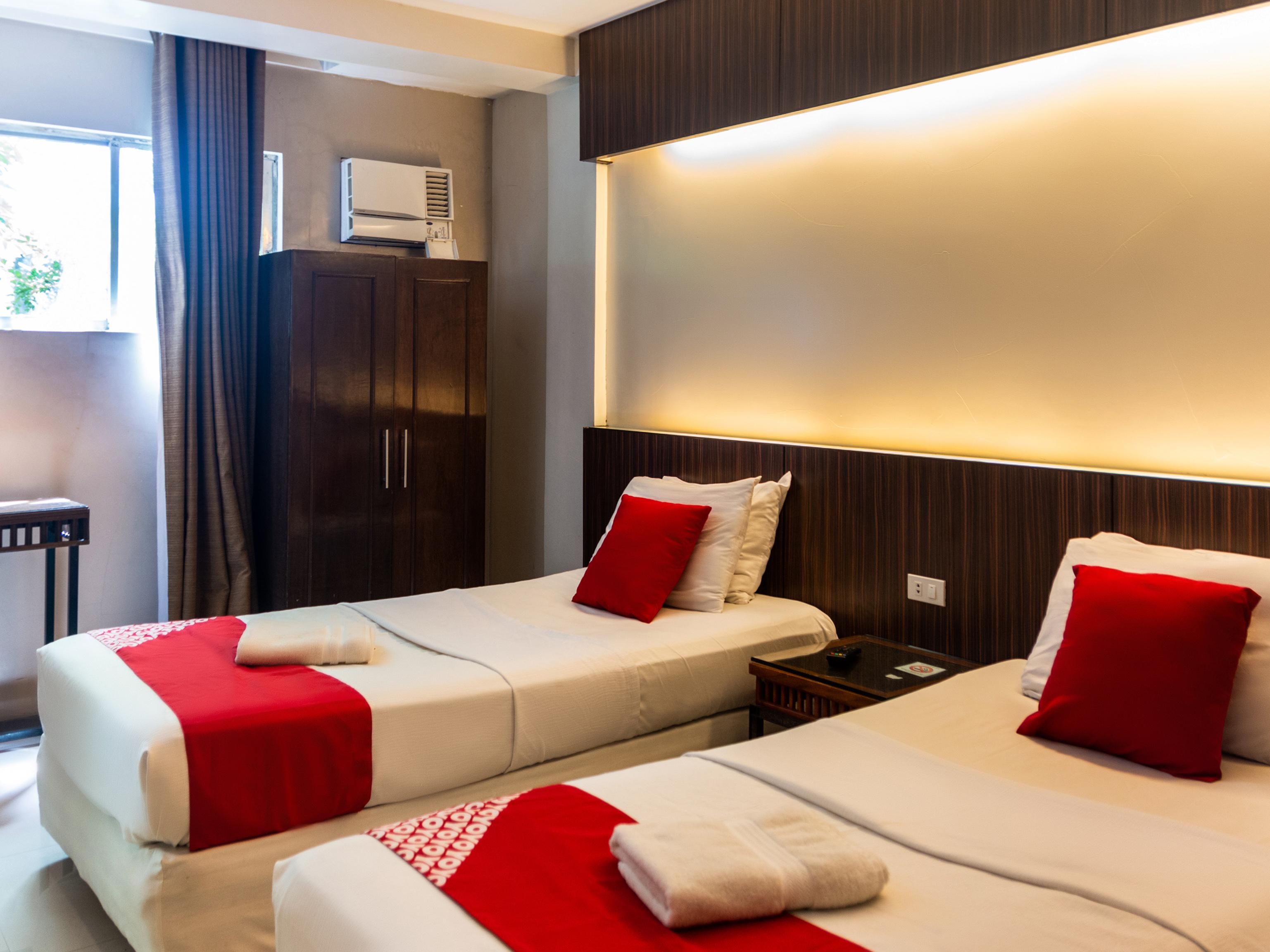 Chito'S Hotel Илоило Экстерьер фото